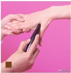 图文并茂，斑秃（鬼剃头）经络穴位按摩治疗