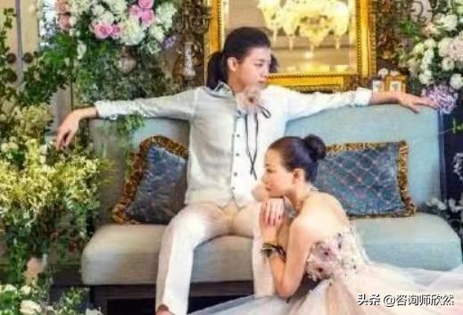 陈露谈与霍尊9年恋情,霍尊称与陈露已分手