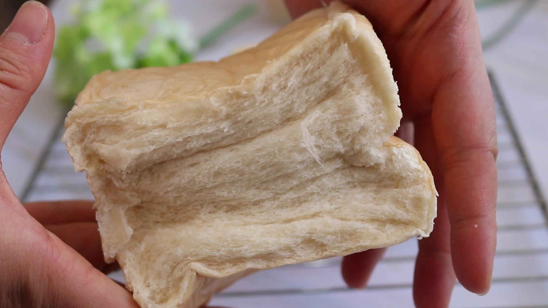 吐司不要黄油的做法,450克手撕吐司没办法揉成薄手套膜