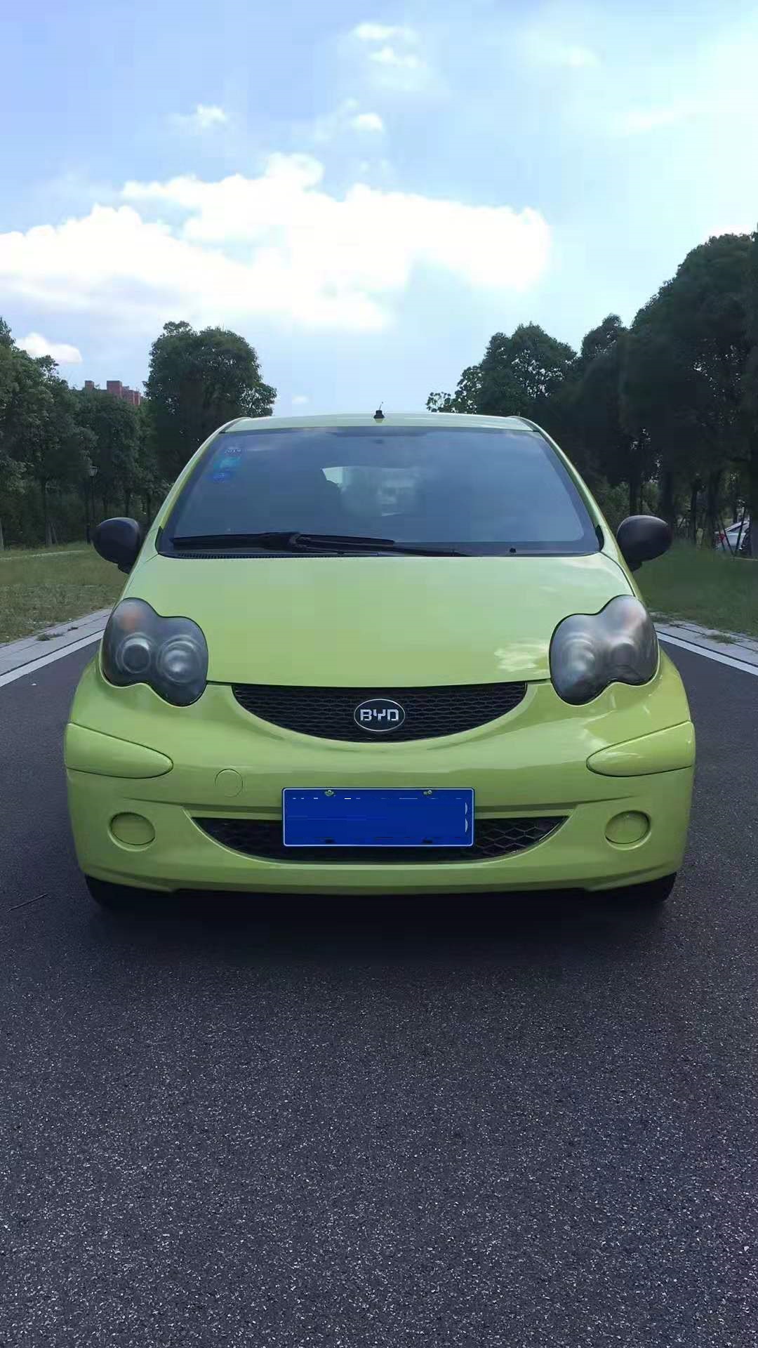 3000块钱的比亚迪f0能买吗,1万多买f0还是买f3