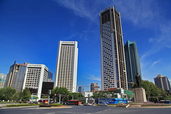 成都反超上海,重庆天津成都