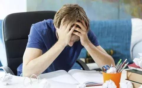 是不是只有女人会来月经,为什么只有女人才会来大姨妈