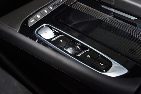 2019美系suv大赏别克昂科旗,2021款新一代别克昂科旗上市了吗