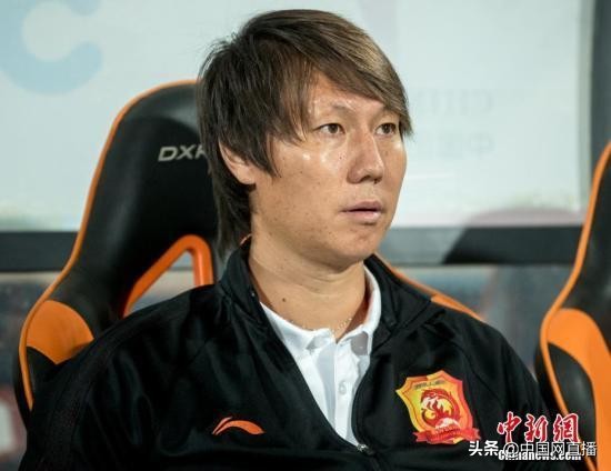 国足选拔队不敌韩国回放,李铁谈国足负日本剩余八场全胜队