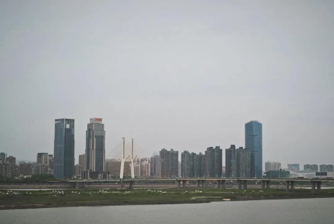 南昌是不是很好玩,南昌这个城市还值得去吗