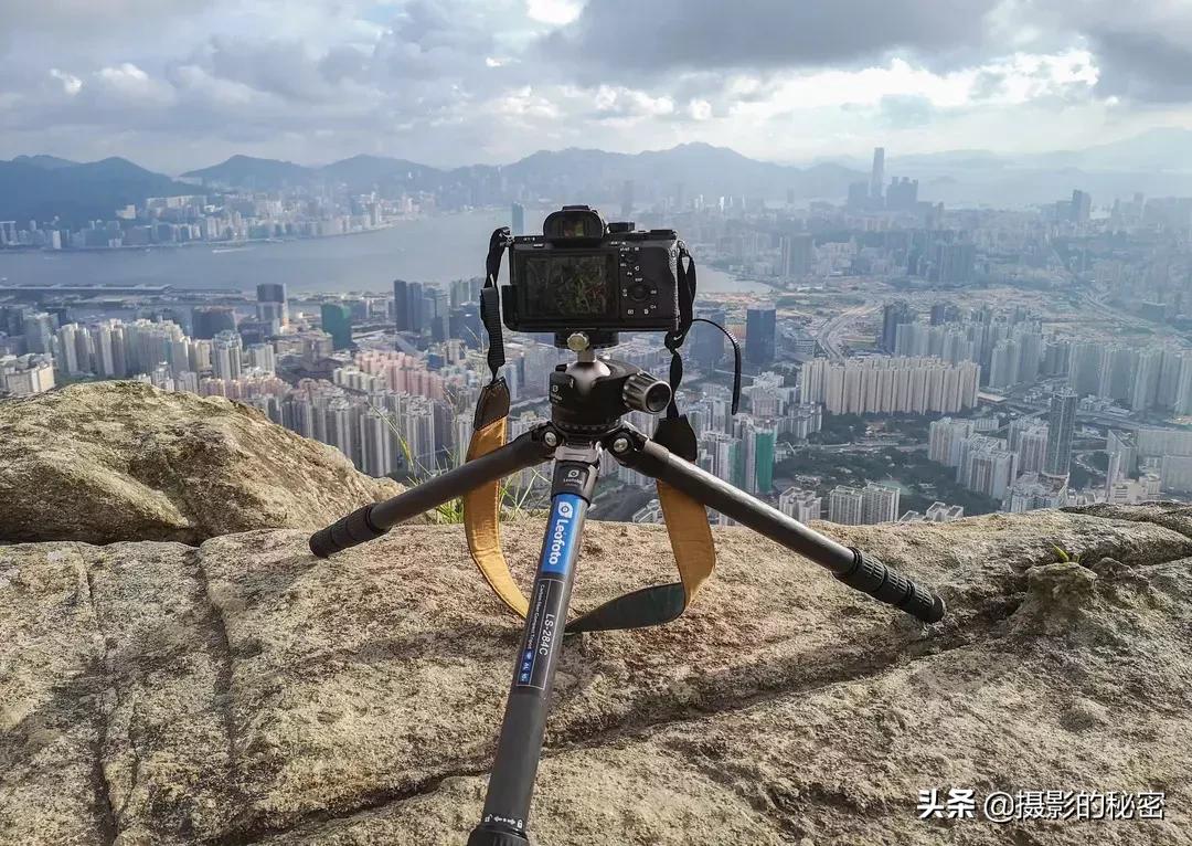 什么样的三脚架既轻又好,怎么选择适合自己的三脚架