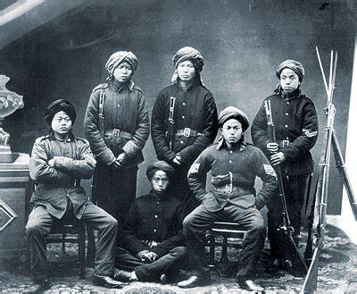 堪比电影剧本的神操作，两个美国*子骗**竟从大清骗走三艘军舰！