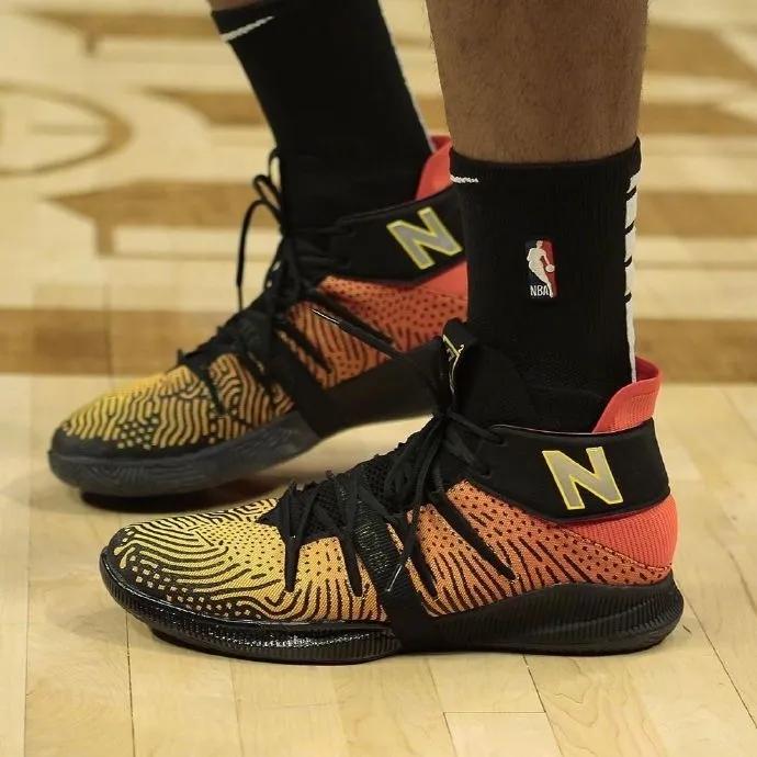 2014年总决赛伦纳德上脚的球鞋,nba伦纳德上脚