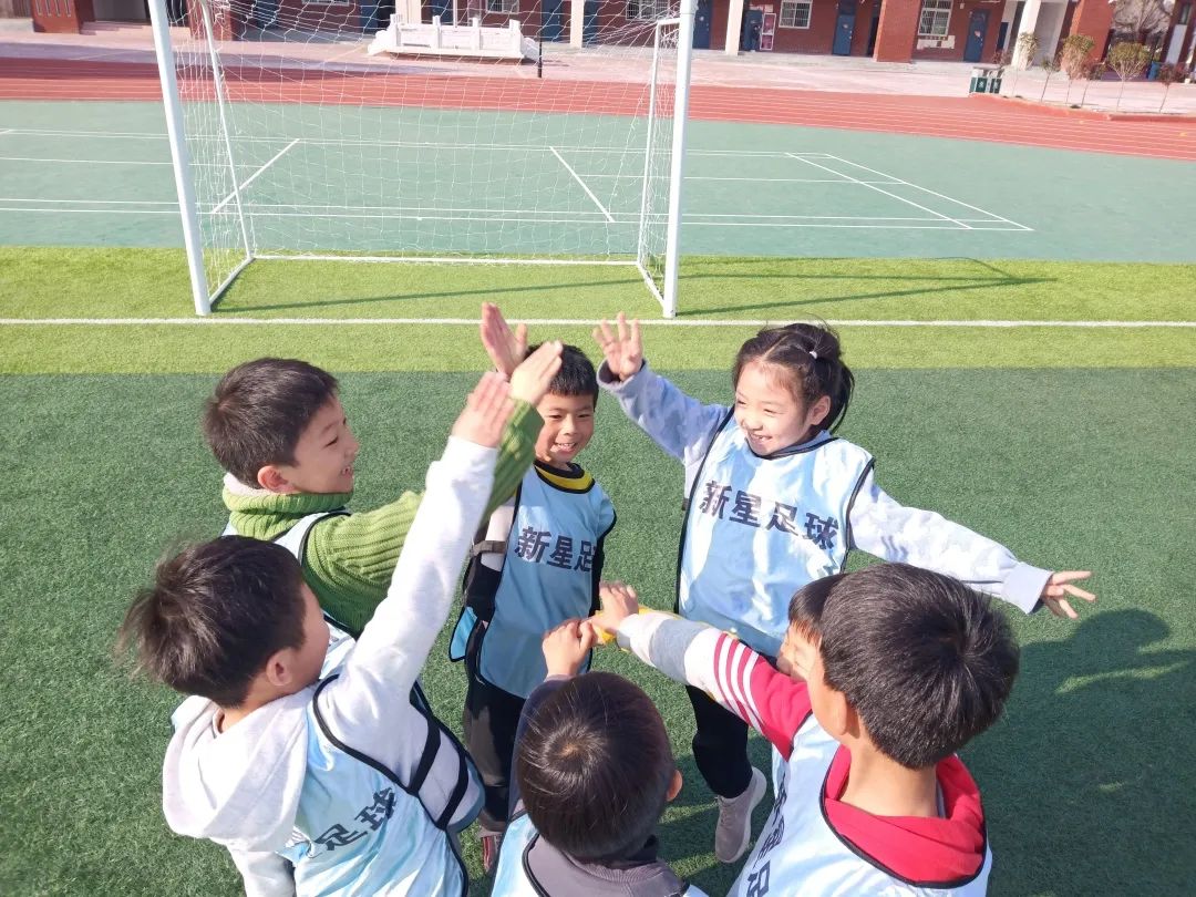 道清路小学校长杯足球联赛,洛龙区第一小学学生足球比赛