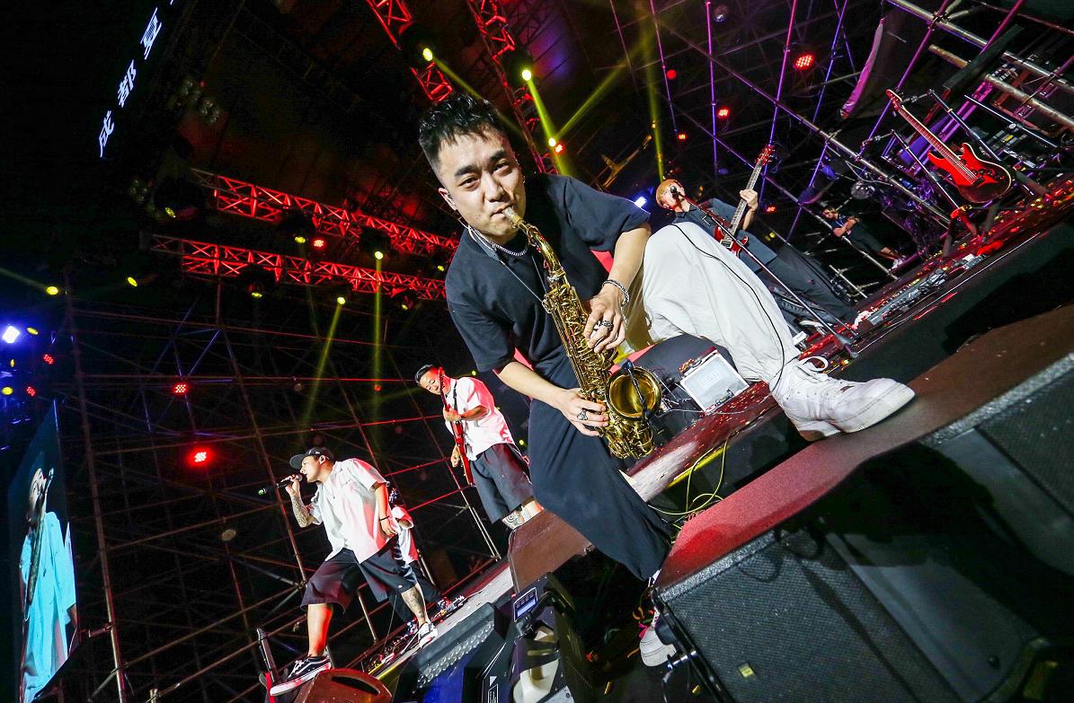 2021夏至音乐日燃躁成都，东风雪铁龙带你high爆夏日