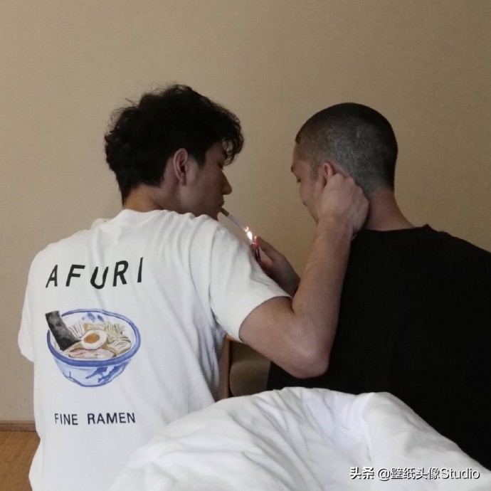 浪漫玫瑰男生头像,男生玫瑰浪漫头像