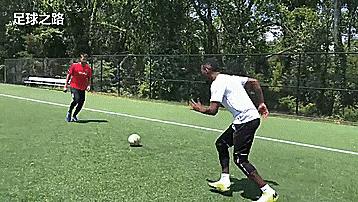 足球后卫防守技巧,足球在线4防守技巧