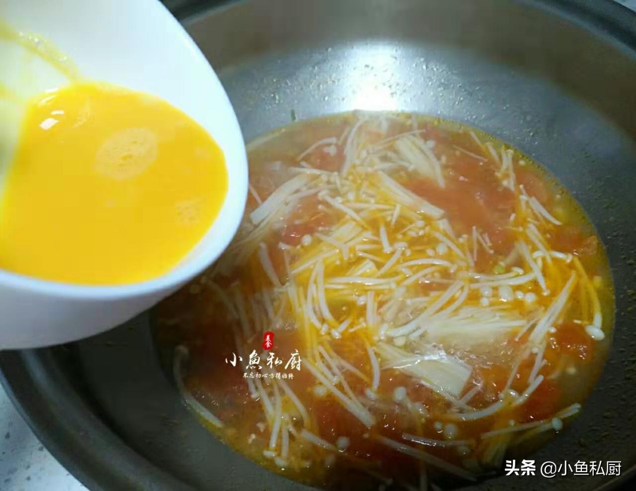 番茄汤怎么能又红又浓,番茄汤不够红是因为什么