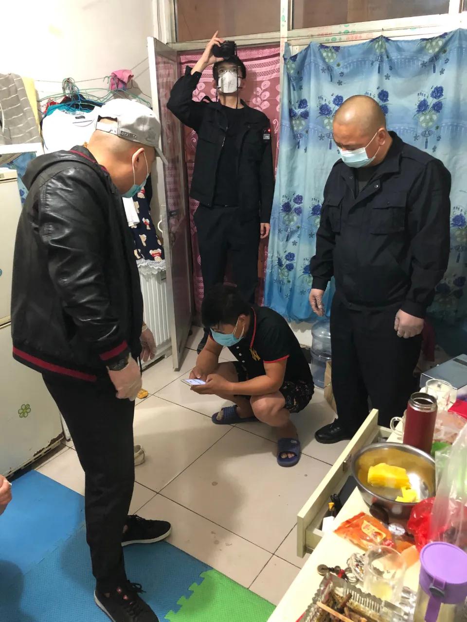 警方披露:*子骗**“用不完”的手机号码从何而来