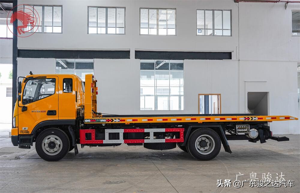 湖北蓝牌清障车厂家多少钱,湖北大型清障车价格多少钱一辆