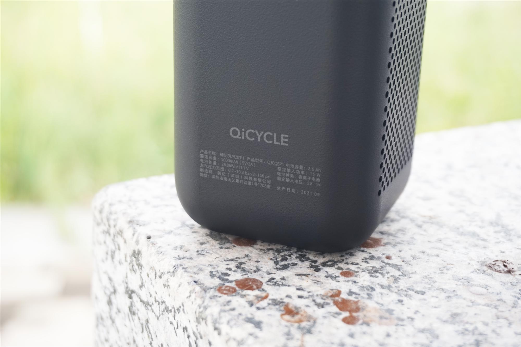 开车遇到胎压不足,跑长途车胎没气用什么打气好