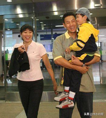 李楠是什么人,李楠是他爸亲生的吗