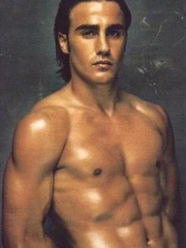 30年来最帅的足坛11人,足球30年最强阵容