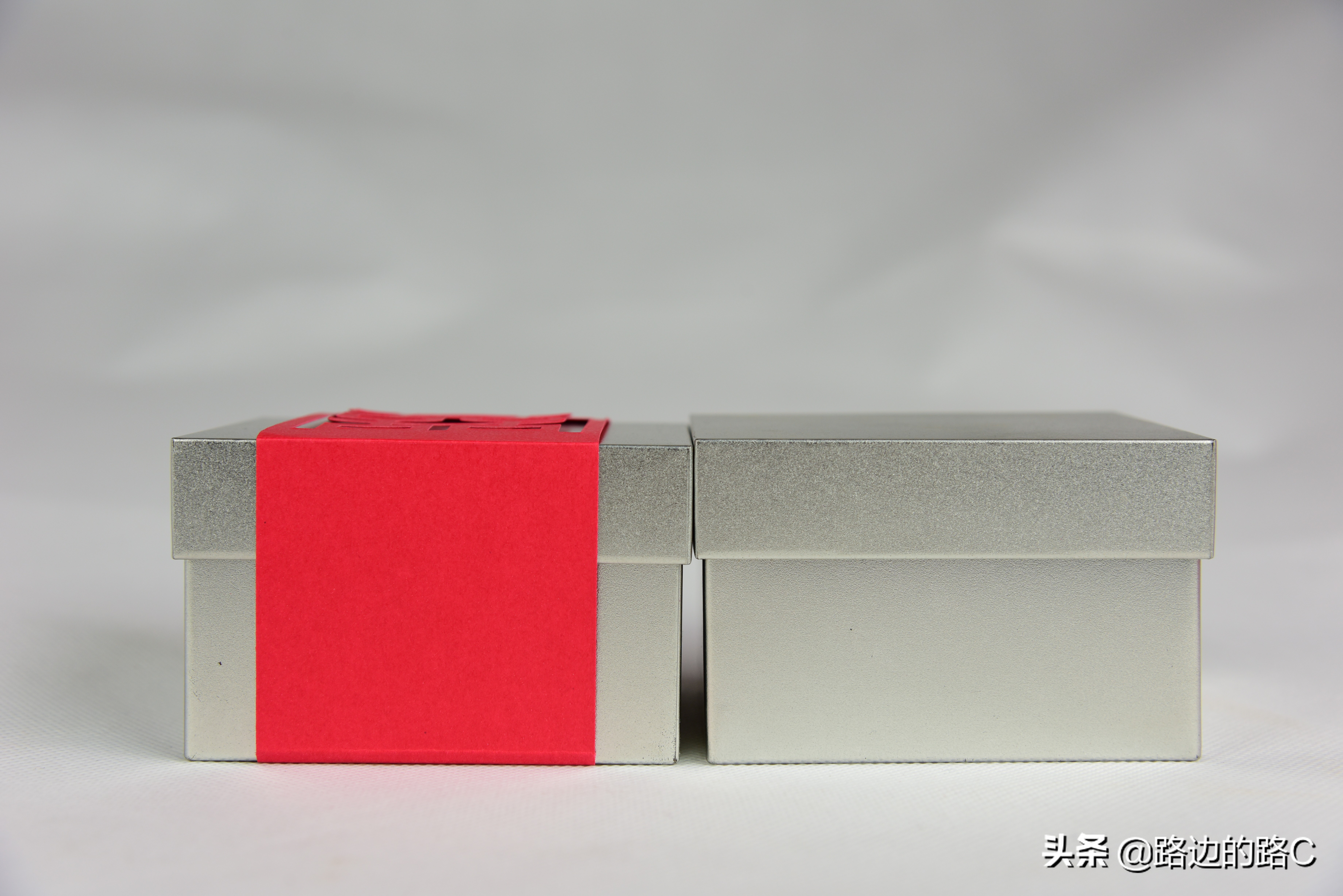 教育部“离校不离学”号召下我们来学——拍摄婚庆喜糖包装