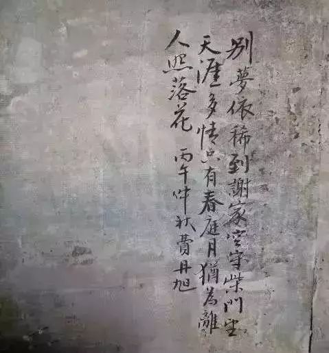 能懂他的，只有画中这些美人儿