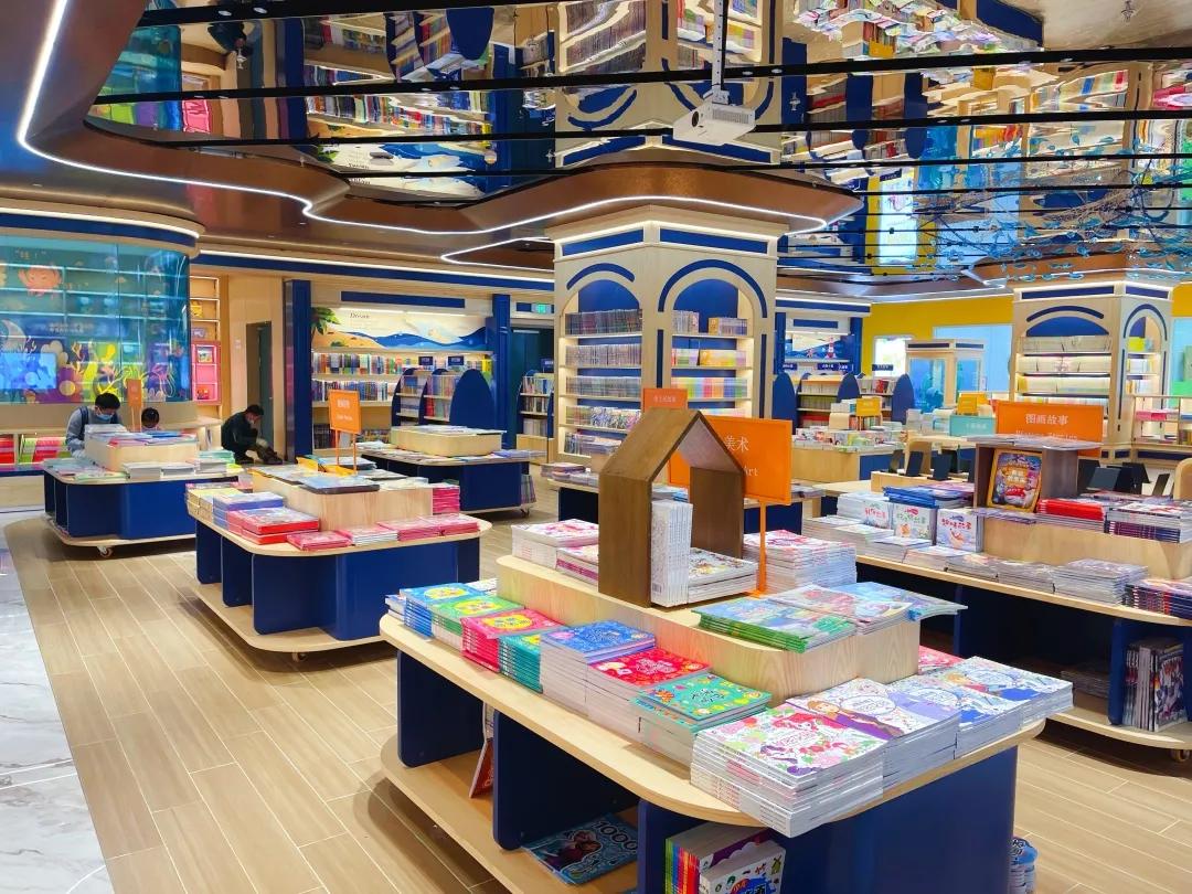 “书香鼓楼”地标，凤凰于飞，华丽转身