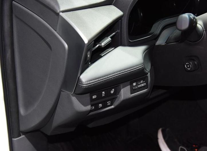 还能买到埃尔法3.5的吗,丰田帕萨特2023款落地价