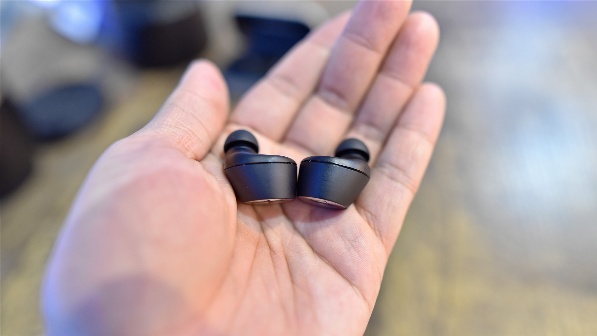 森海塞尔真无线4代佩戴感受,森海塞尔momentumtrue真无线一代