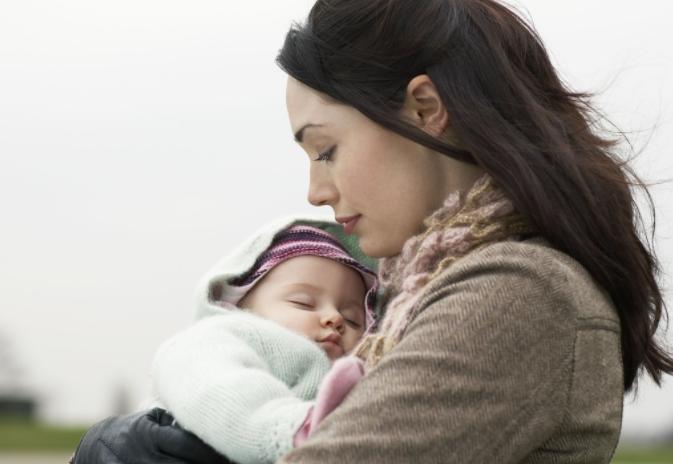 产后妈妈断奶后，是否需要排残乳？宝妈掌握科学回乳方法是关键