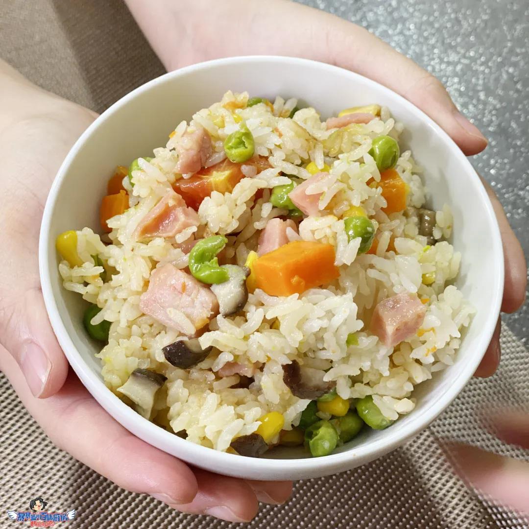 整个朋友圈都在刷《动森》，而我却爱上了在厨房刷锅