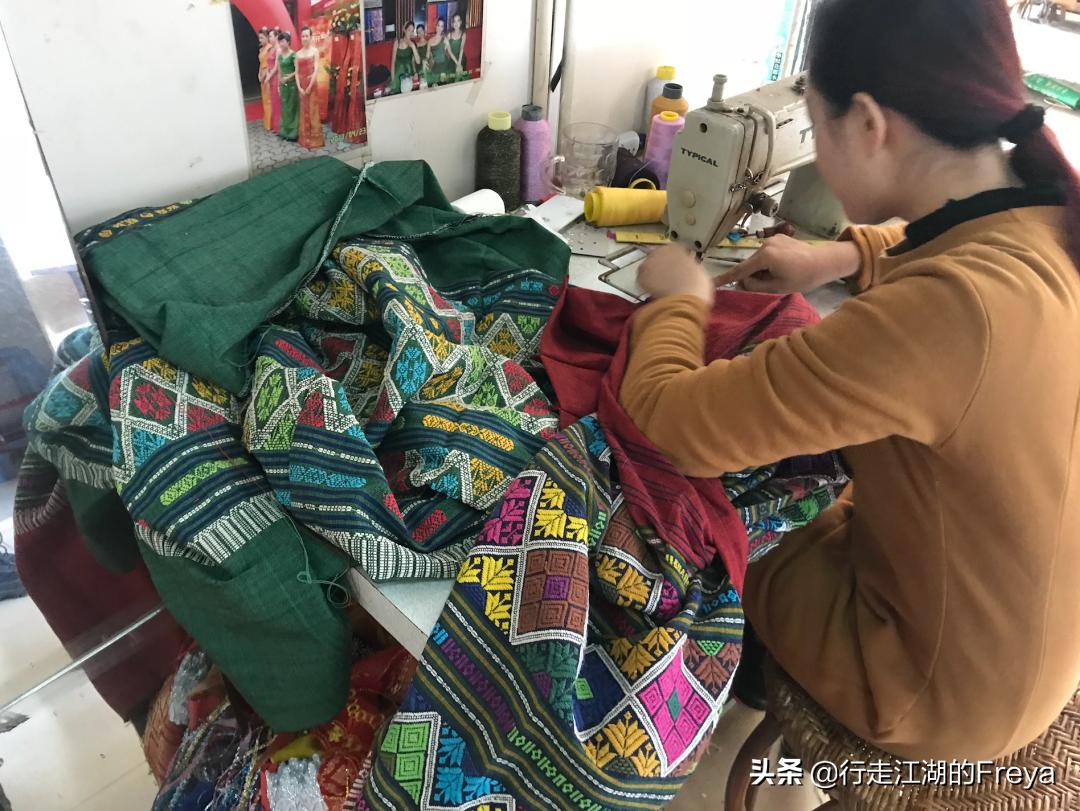 西双版纳傣族村寨赶集,西双版纳星期五赶集