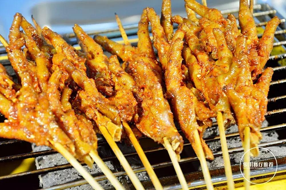 银川新夜市排队神小吃,银川新夜市排队人气小吃