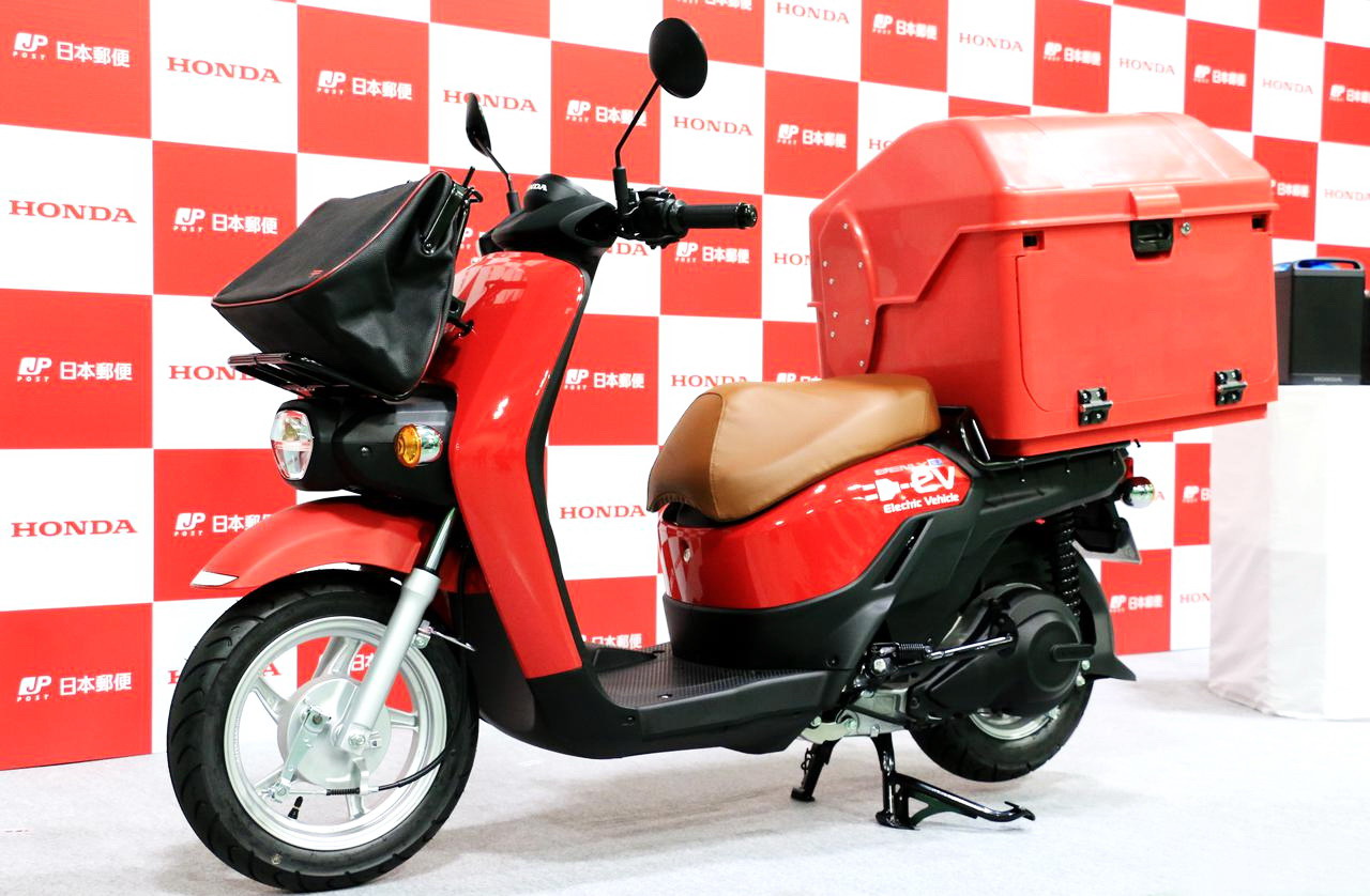 honda新踏板,honda燃油踏板车