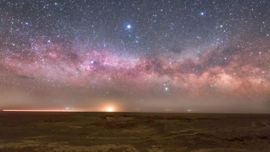 甘肃敦煌什么地方有沙金,敦煌莫高窟在甘肃的什么地方