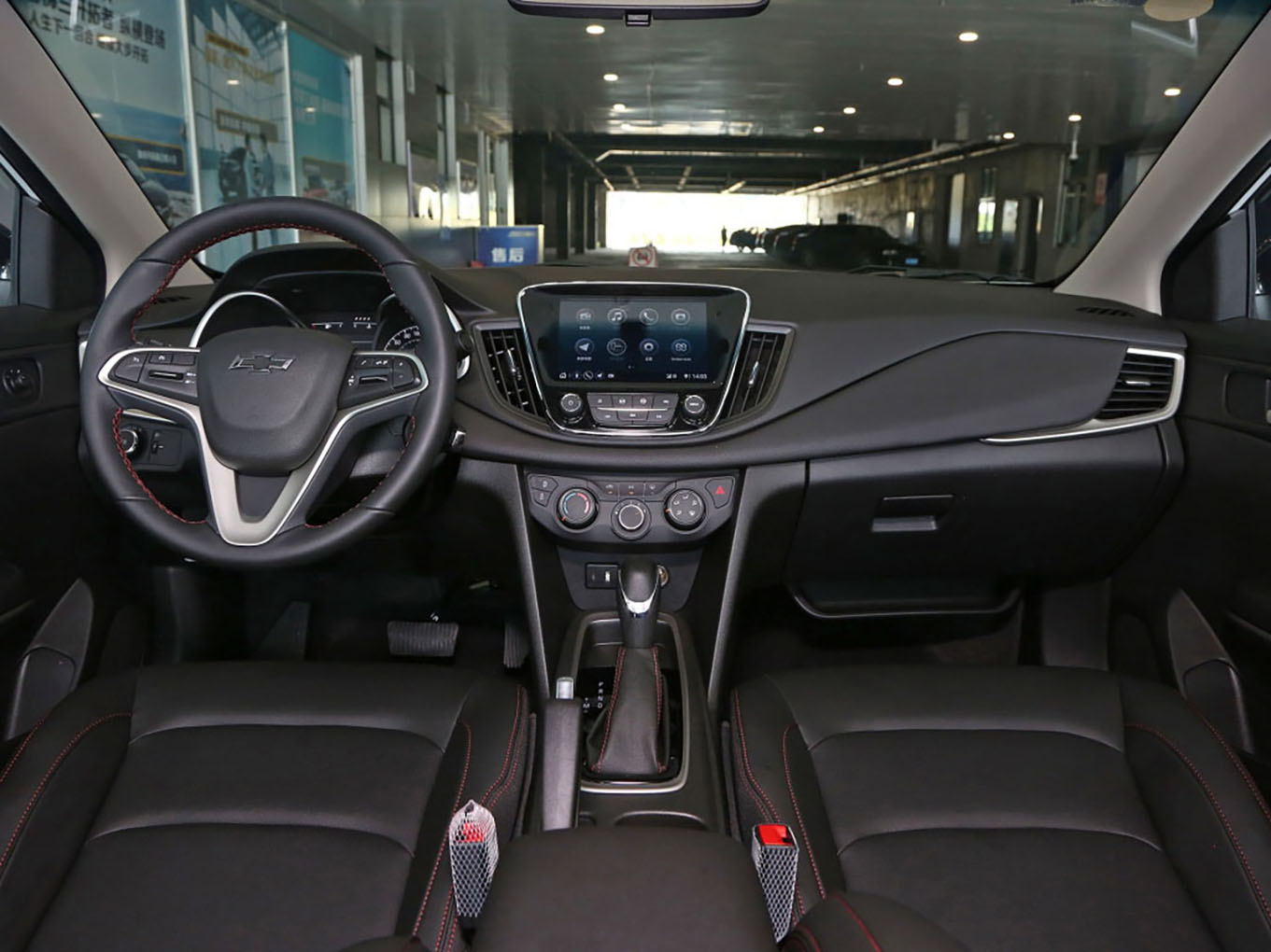 6万预算这3款车最合适颜值高省油,预算10万元这几款车型值得一看