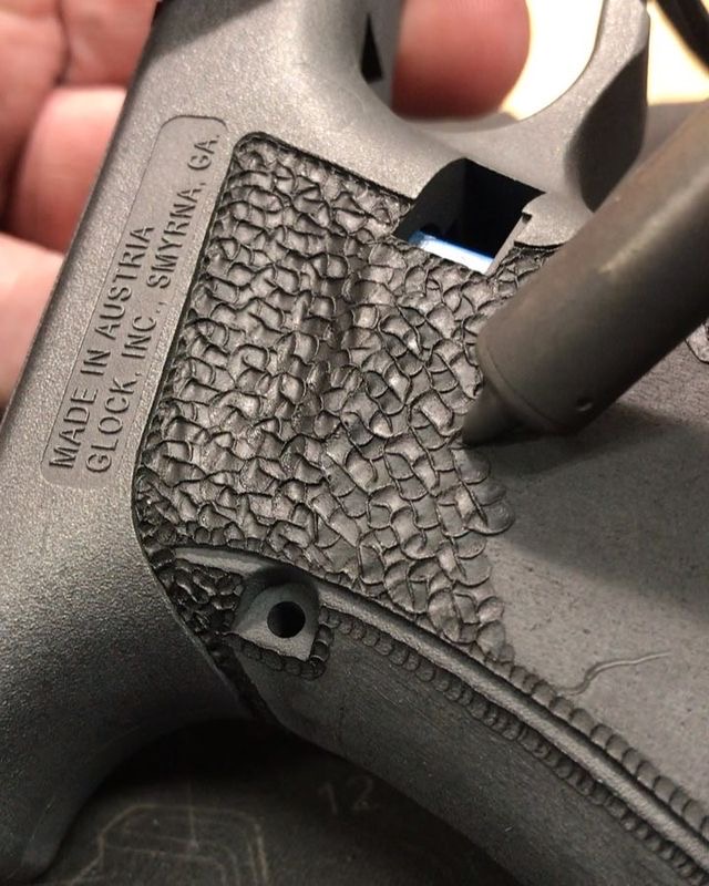 轻*器武**系列之Glock18简介（附Glock爆改多图+“杀神”一张）