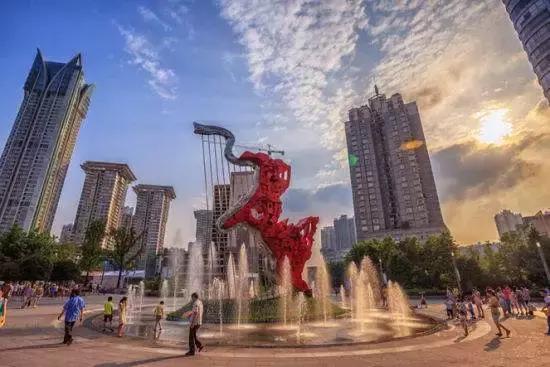 中洲半岛城邦洋房120平96万,小住探房