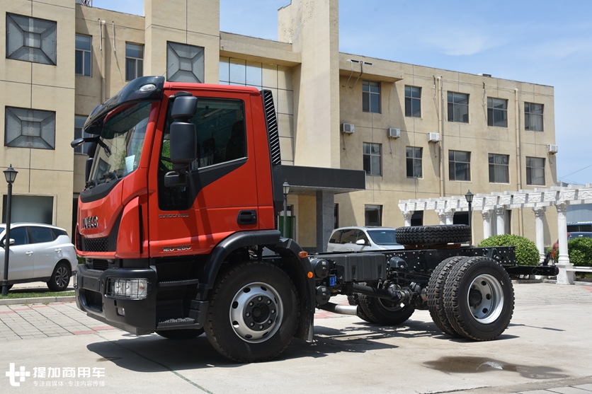 依维柯eurocargo多少钱,依维柯eurocargo6x6