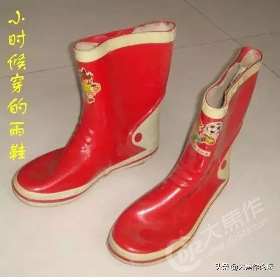 曾经这种衣服在焦作人手一件，穿过的都老了