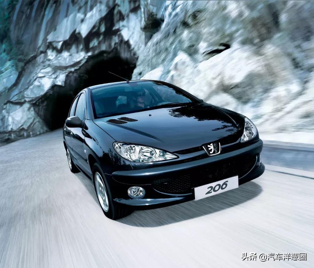 大败的高端合资车，耗巨资打造，曾叫板本田，如今被大众抢尽风头