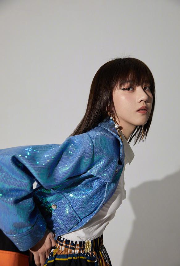 李凯馨高级质感纱裙,李凯馨时尚大片