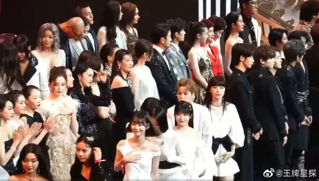 张子枫C位烫脚,c位有多烫脚