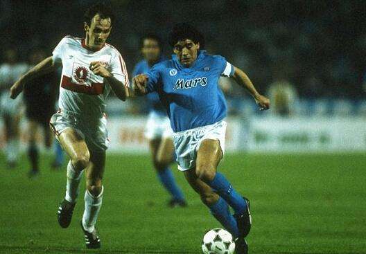 悼念马拉多纳句子,悼念马拉多纳的球星