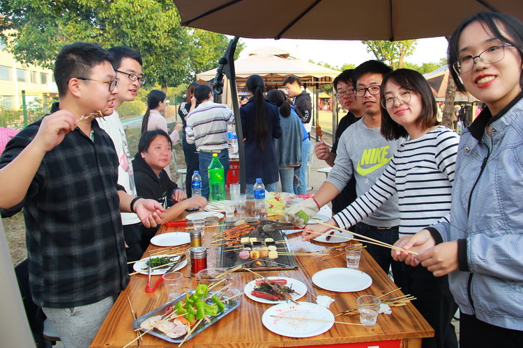 上海团建拓展会议公司哪家靠谱,上海10人团建地点推荐