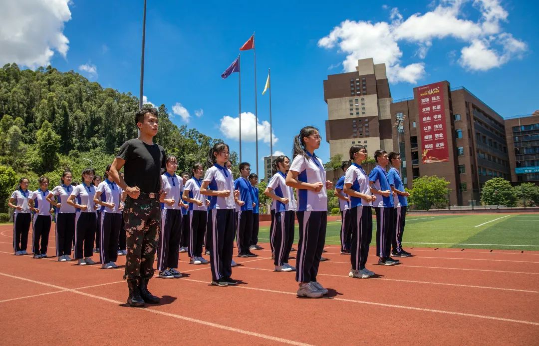 投资10亿，坐标布吉，这是一所被低估的宝藏学校