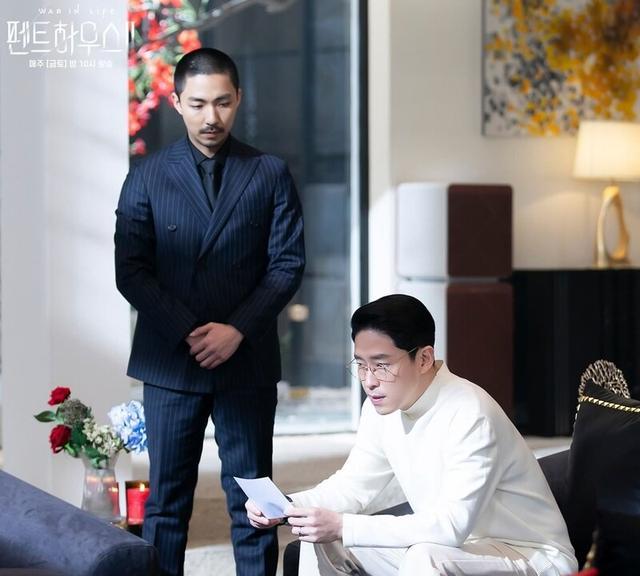 吸毒坐牢破产2080亿玩完，比《顶楼》更狗血才是真实的韩国财阀圈