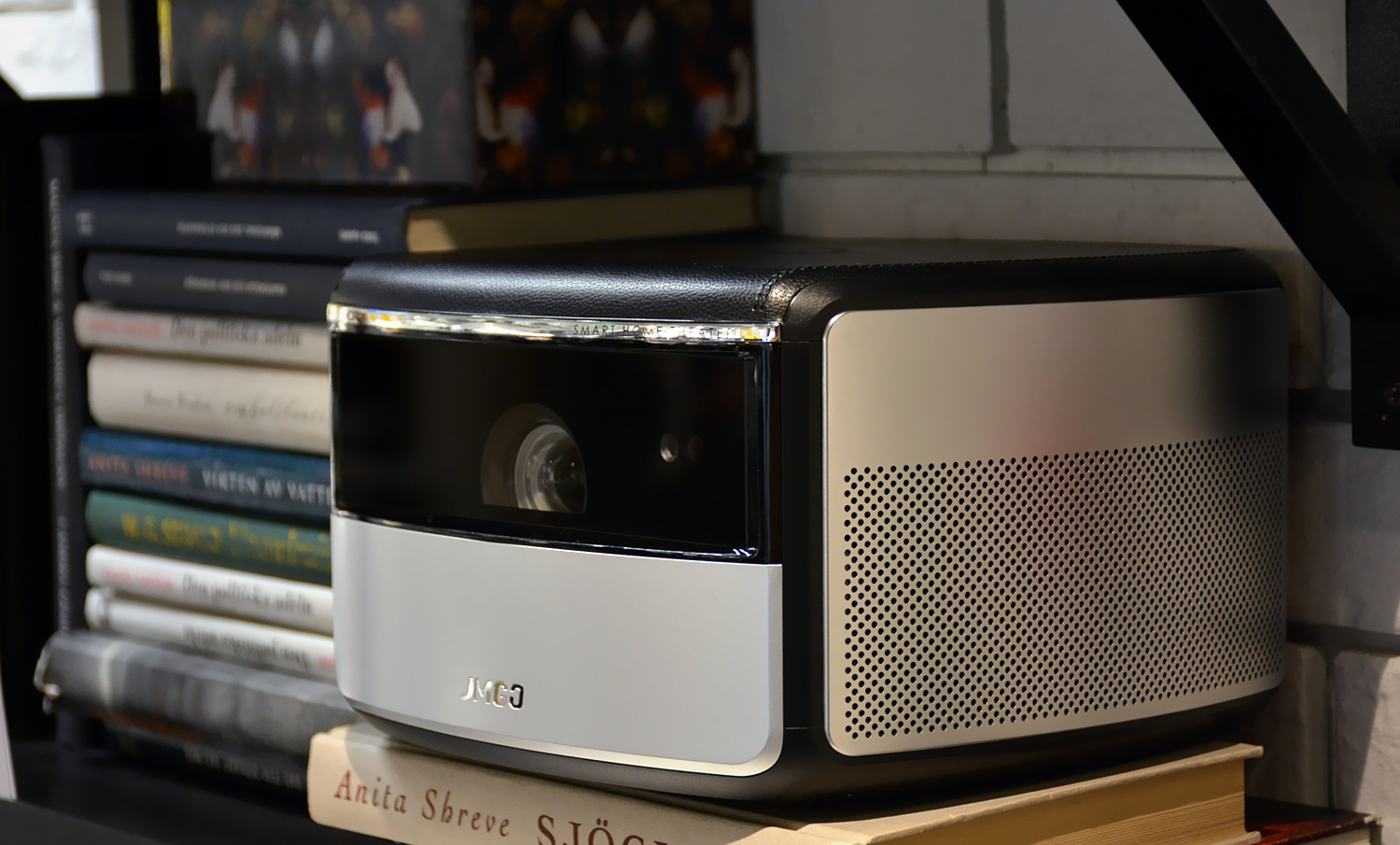 坚果4k超高清投影仪,坚果j10和当贝x3投影哪个好