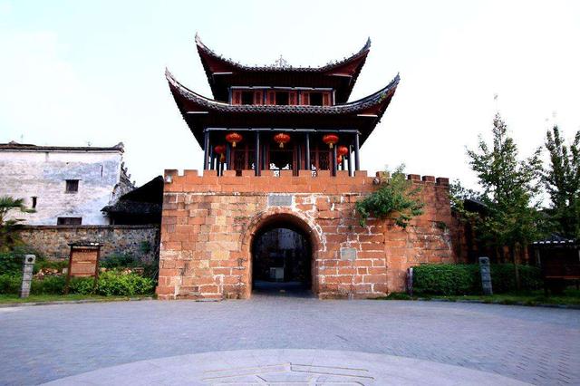 洪江黔城古商城跟芙蓉古城,洪江古商城黔阳古城哪个值得去