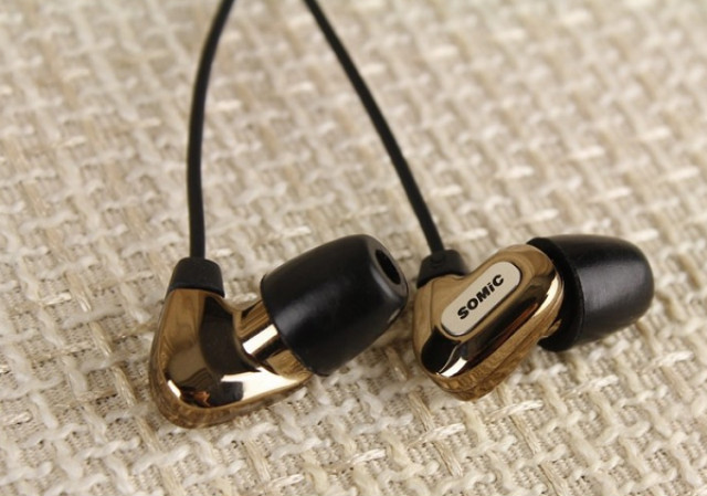 国产百元头戴式耳机推荐,国产耳机爆款