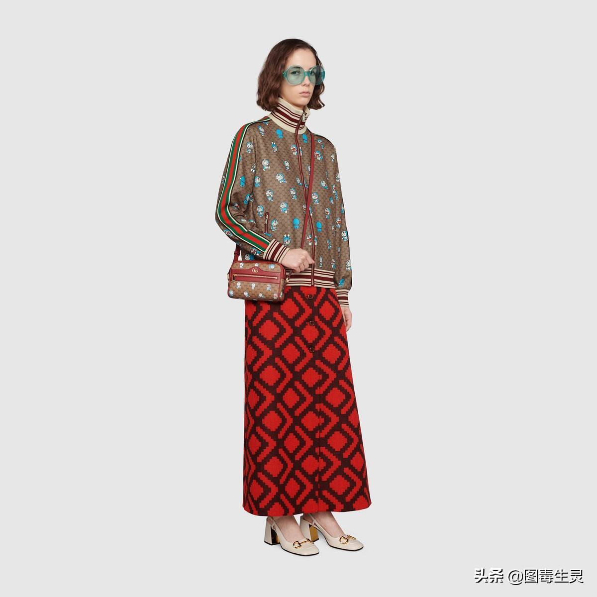 蓝胖子哆啦a梦的图片,哆啦a梦古驰联名蓝胖子