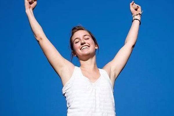 狐臭是怎么引起来的,有狐臭怎么根除大汗腺